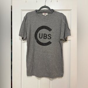 Red Jacket Chicago Cubs Tee – Men’s Medium – Gray